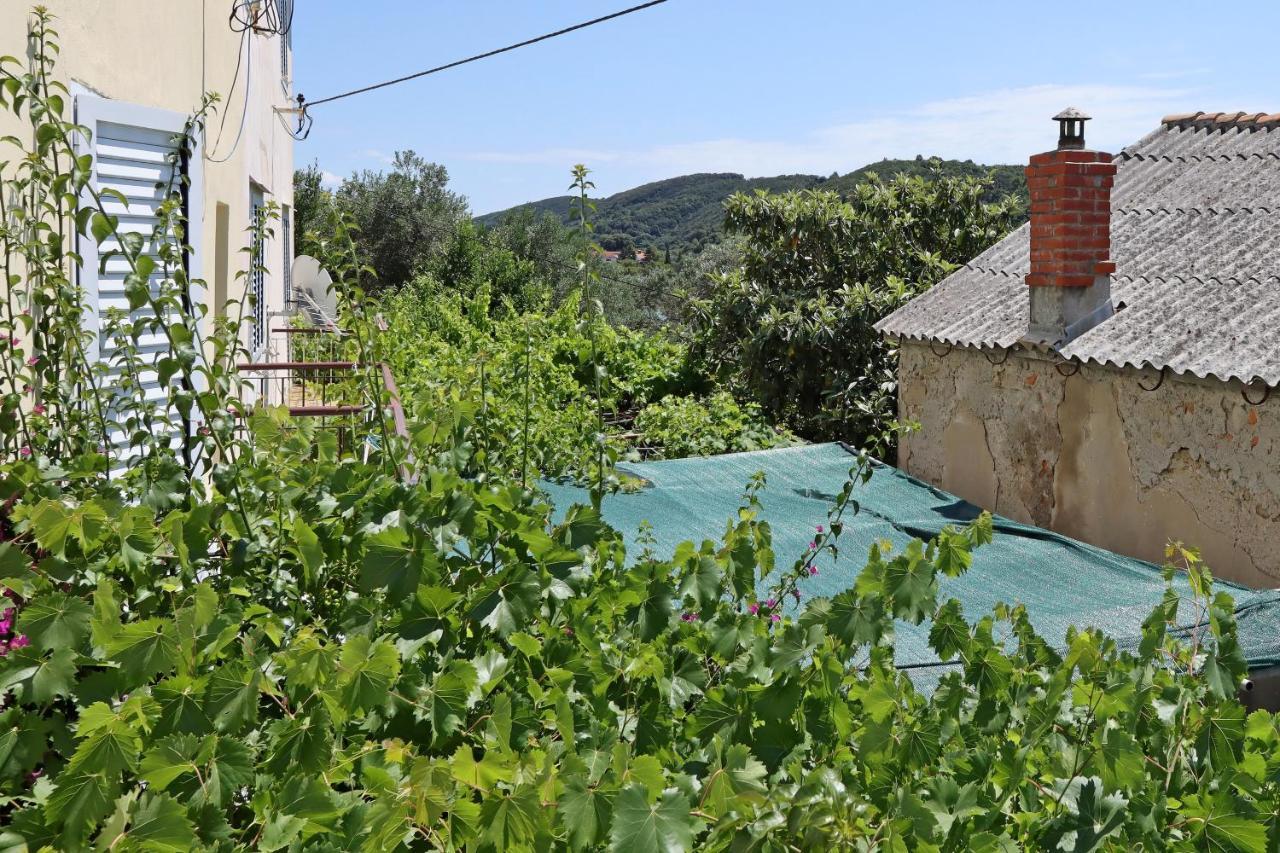 Apartments By The Sea Supetarska Draga - Donja, Rab - 15997 ภายนอก รูปภาพ